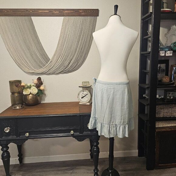 Harper Heritage Chambray Ruffle Wrap Skirt Sz S - Picture 5 of 7